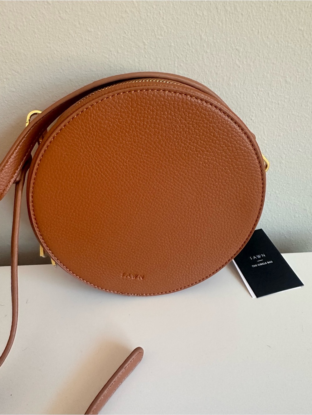NWT Fawn Design Circle Leather Purse